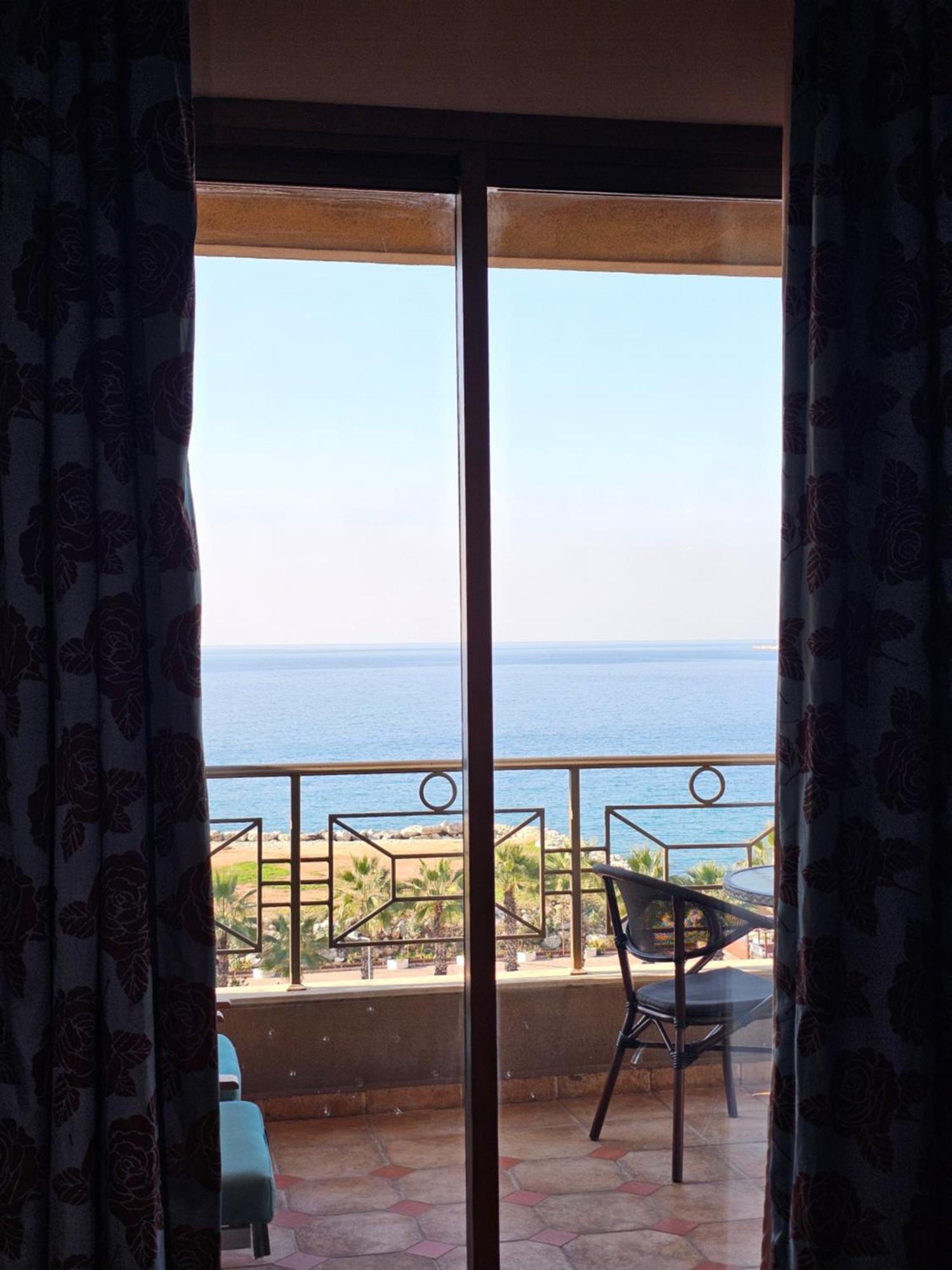 Princessa Hotel Jounieh Esterno foto
